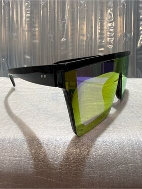 Futuristic Shield Visor Sunglasses - Black Frame with Reflective Lens-New-Unisex